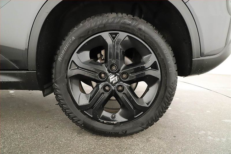 Suzuki Vitara (2017) 1.4 BoosterJet, 4X4, Automat - fotka 20 z 20