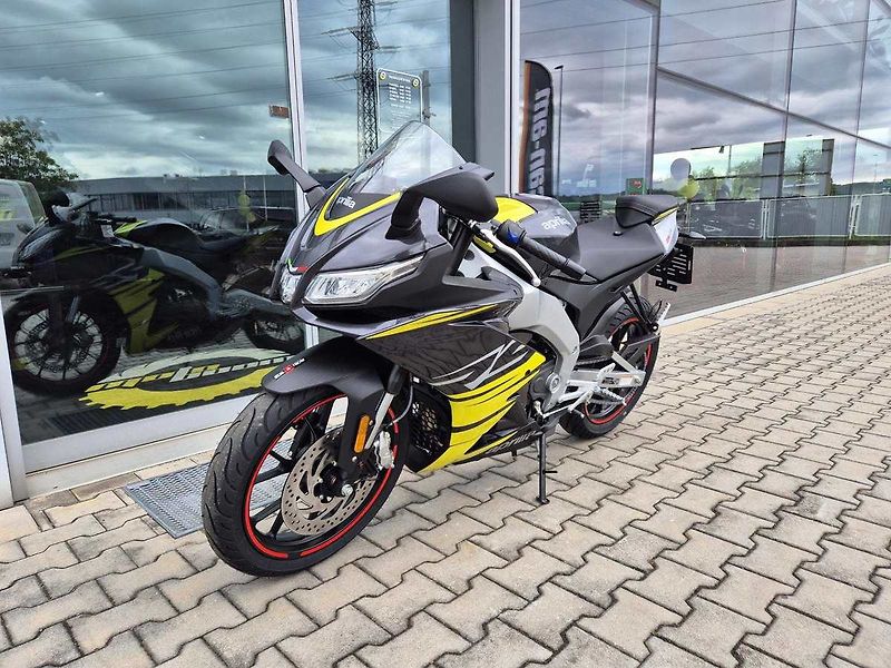 Aprilia RS 125 (2026) E5+ - fotka 8 z 37
