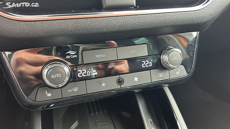 Škoda Kamiq (2025) 1.0TSI DSG Top Selection - fotka 17 z 21