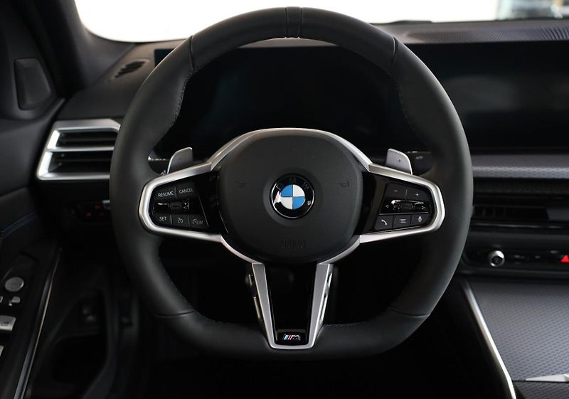 BMW Řada 3 320d xDrive Sedan - fotka 10 z 17
