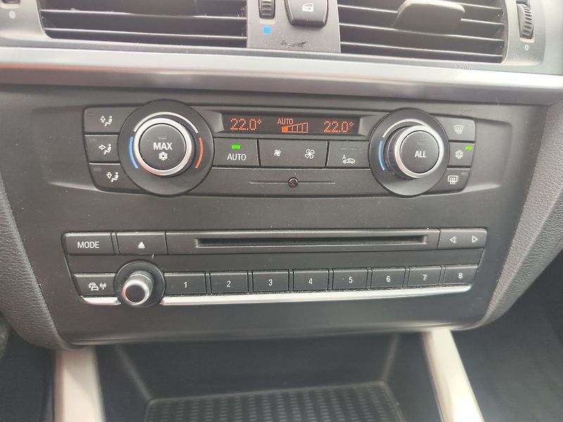 BMW X3 20d/135kW xDrive ČR - fotka 20 z 33