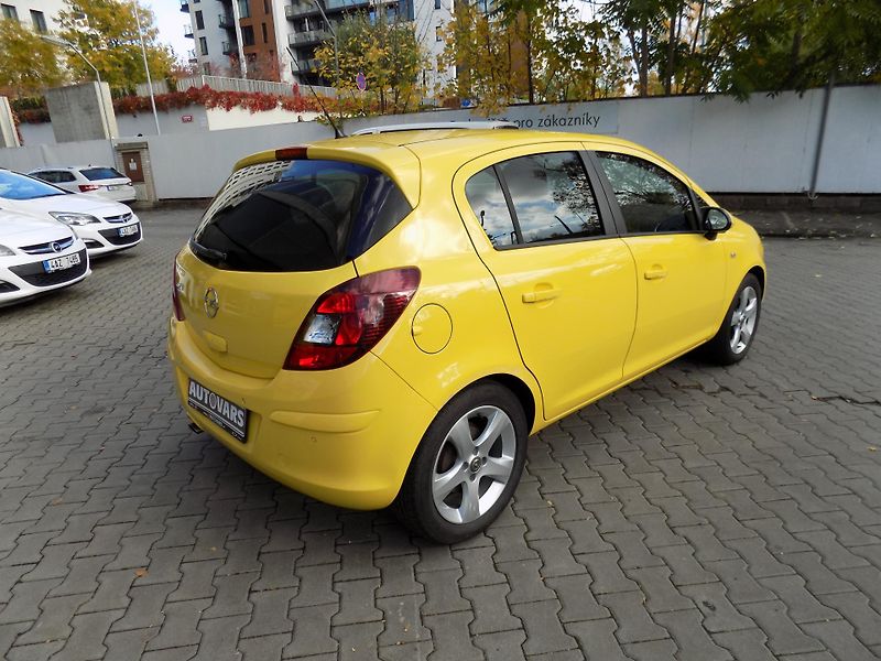 Opel Corsa (2014) 1.2 16V - fotka 7 z 12