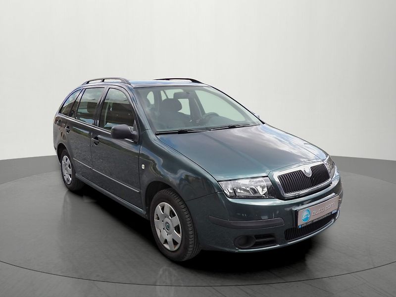 Škoda Fabia 1.2HTP 47kW Klima Tažné ČR - fotka 6 z 28