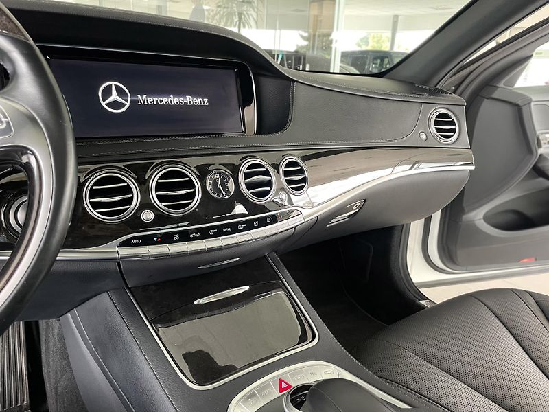 Mercedes-Benz Třídy S 350d 4MATIC*Panorama*Masáž*AMG - fotka 18 z 36