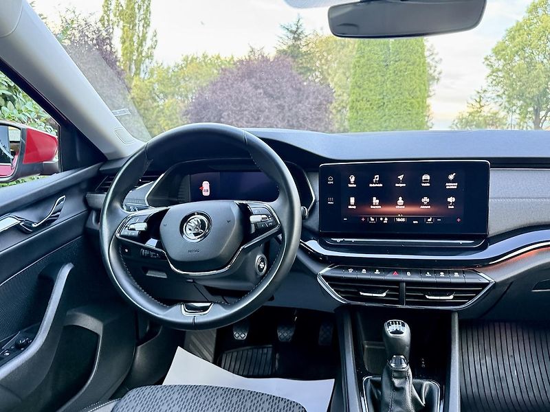 Škoda Octavia (2023) 2,0TDi 85kW STYLE LED MATRIX  - fotka 6 z 19