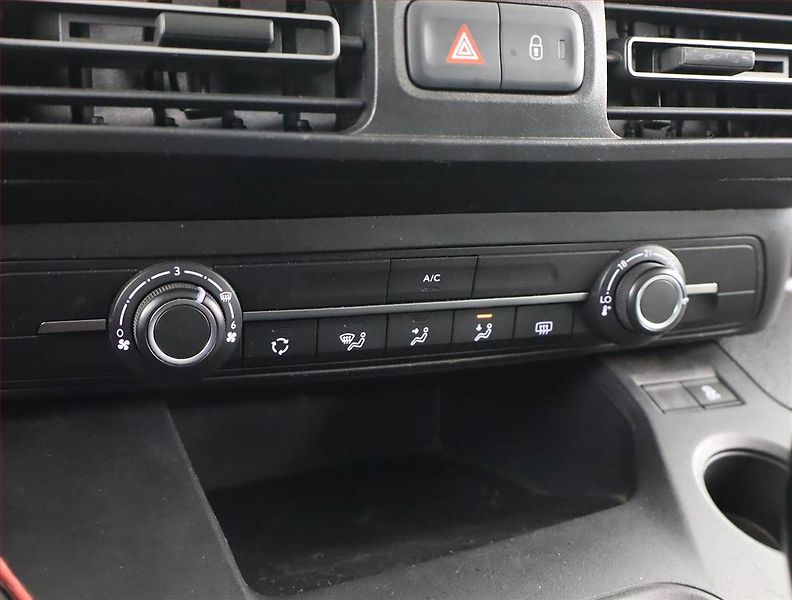 Citroën Berlingo (2018) Live 1.5 BlueHDi, 5Míst, ČR - fotka 19 z 20