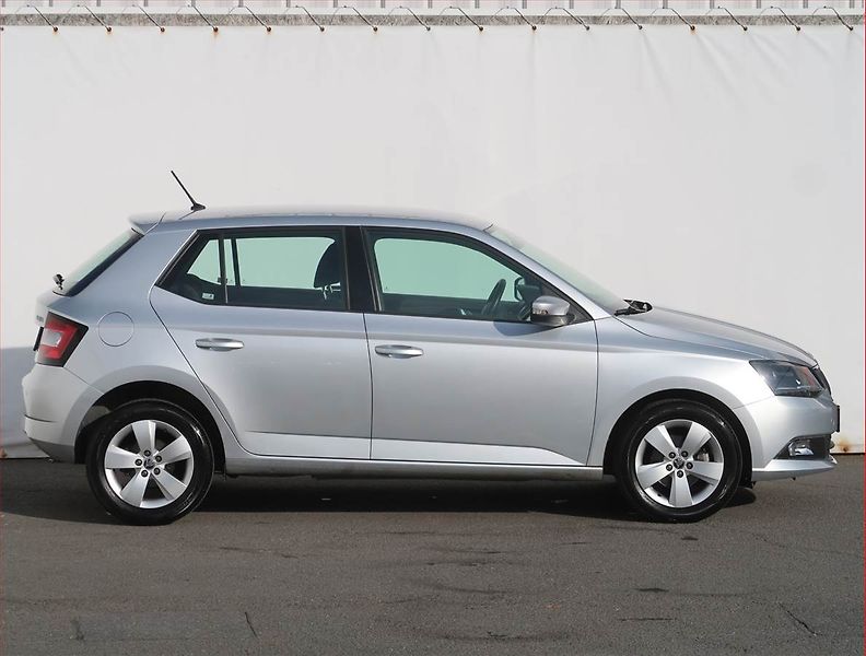 Škoda Fabia (2018) 1.0 TSI, ČR,1.maj, Serv.kniha - fotka 6 z 19
