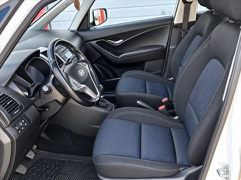 Hyundai ix20 1,4 CVVT serv.kniha, nové ČR - fotka 5 z 7