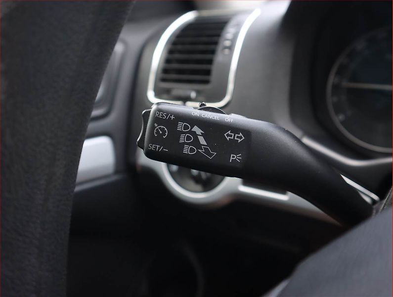 Škoda Octavia (2009) 1.9 TDI, nová STK - fotka 17 z 17