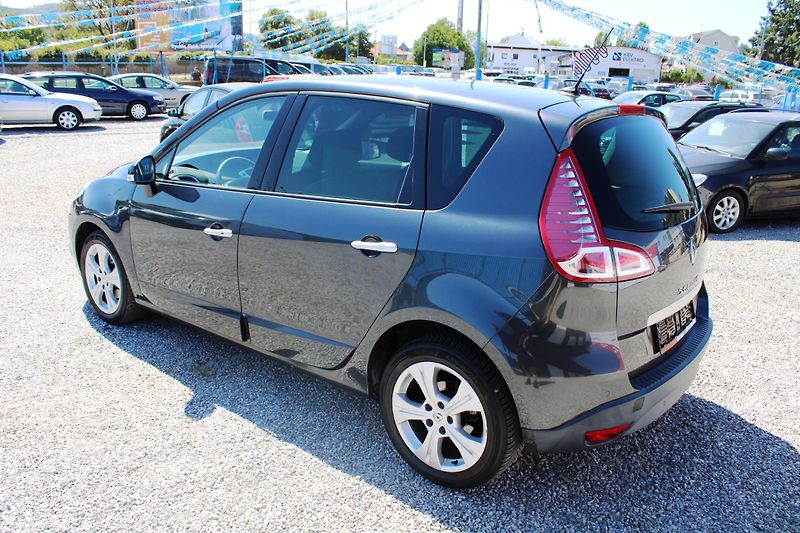 Renault Scénic (2010) 2,0i AUTOMAT NAVI KŮŽE XENON - fotka 5 z 16