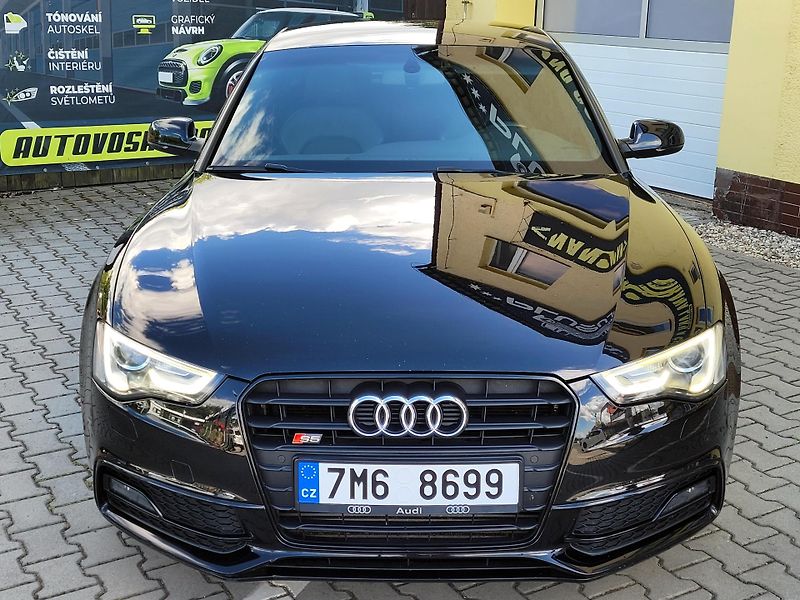 Audi A5 2,0 TFSi S-LINE,SERV.KN.ROZVOD - fotka 2 z 52
