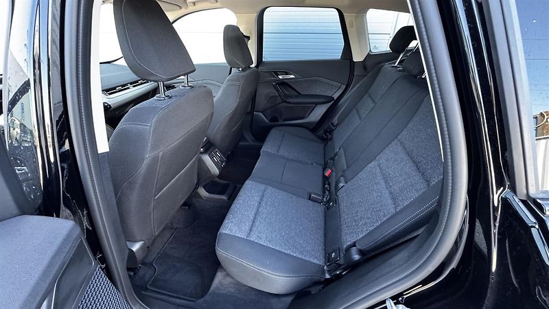 BMW X1 sDrive18d - fotka 9 z 15