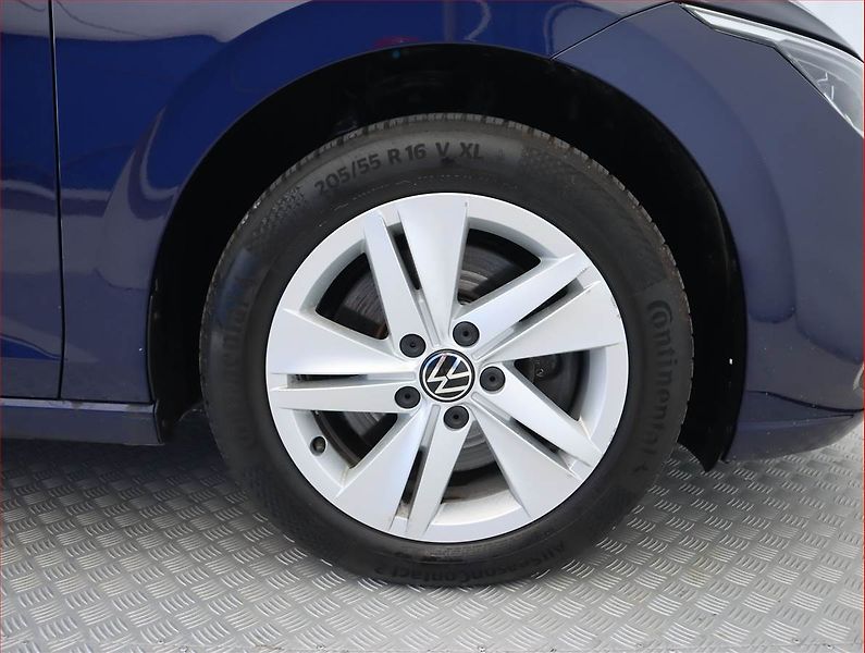 Volkswagen Golf (2022) Life 2.0 TDI, Serv.kniha, Navi - fotka 15 z 18