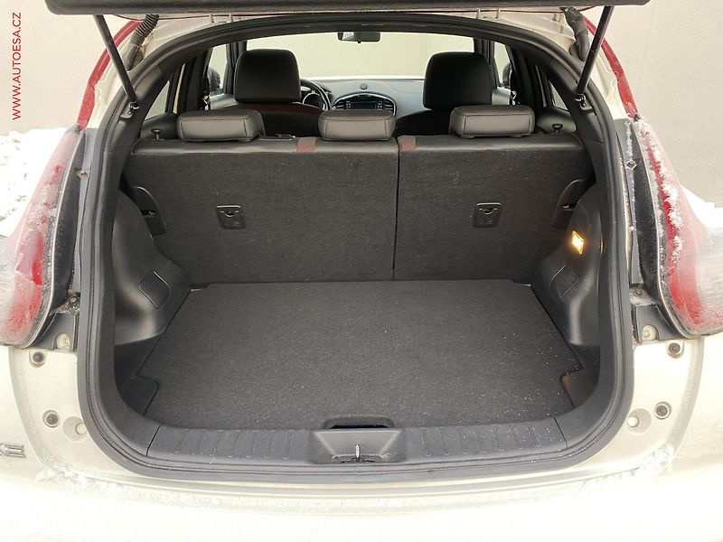 Nissan Juke (2017) 1.2 DiG-T, N-Connecta - fotka 7 z 18