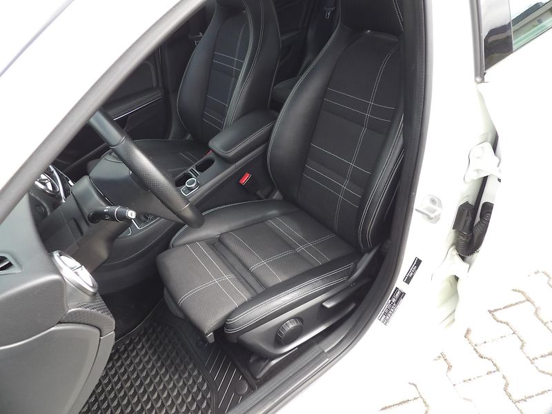 Mercedes-Benz Třídy A (2016) 200 d w176 - fotka 13 z 18