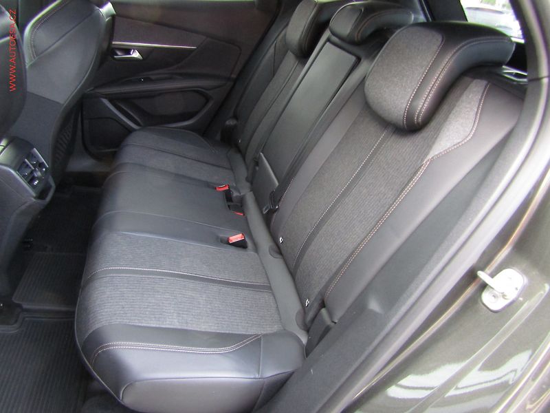 Peugeot 3008 (2017) 2.0 HDi, ČR, GT Line, navi - fotka 10 z 22