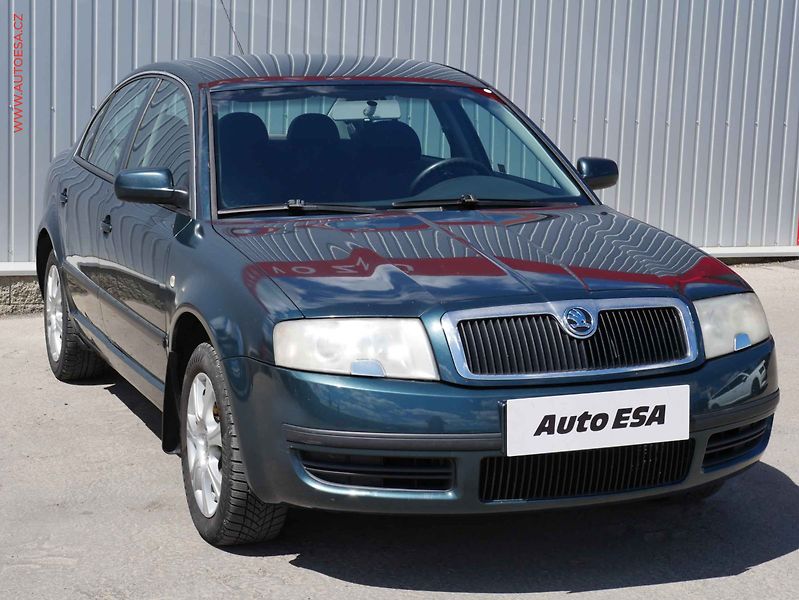 Škoda Superb (2003) 1.9 TDi, ČR, AC, zmk.řazení - fotka 1 z 14