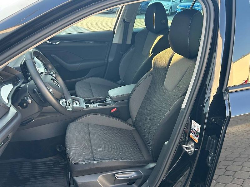 Škoda Octavia Ambition 7DSG 1,5TSI - fotka 6 z 22