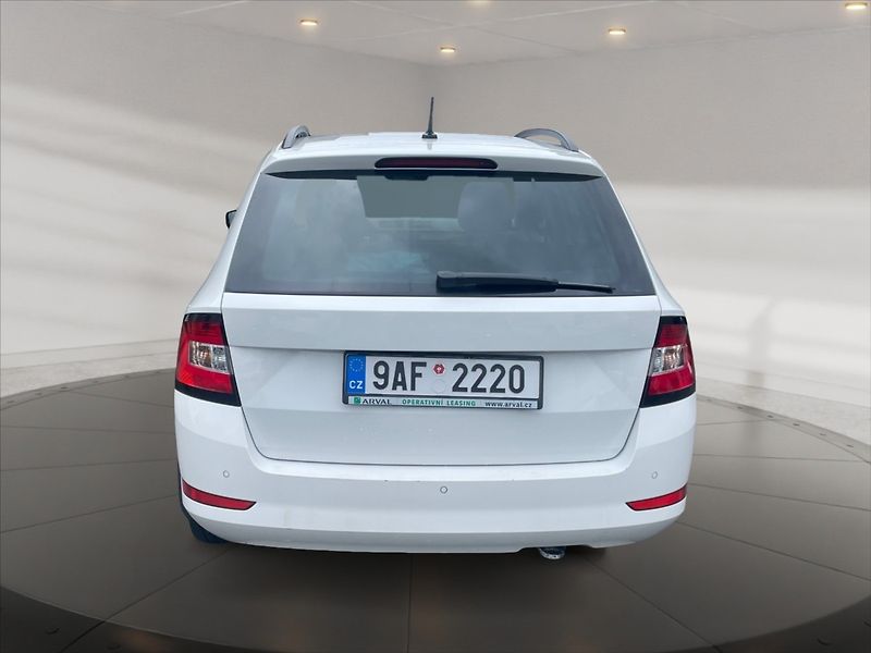 Škoda Fabia 1,0 TSI Ambition/výbava jako S - fotka 5 z 11