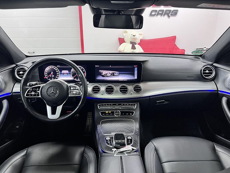 Mercedes-Benz Třídy E E 450, 270 kW, 4Matic, AMG - fotka 21 z 50
