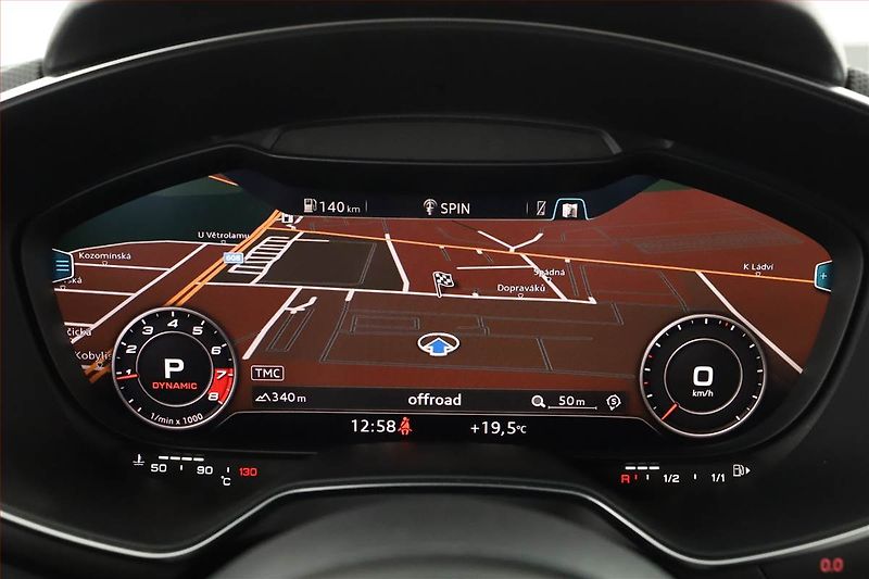 Audi TTS (2015) 2.0 TFSI - fotka 11 z 29