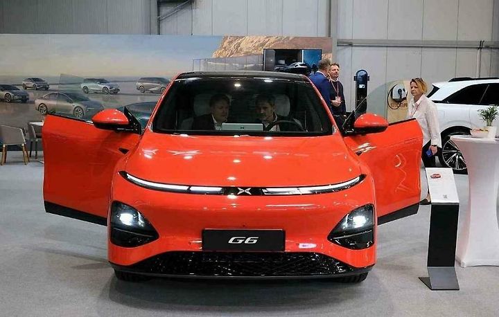 Ze 7. Veletrh čisté mobility, technologií a řešení pro e-mobilitu.