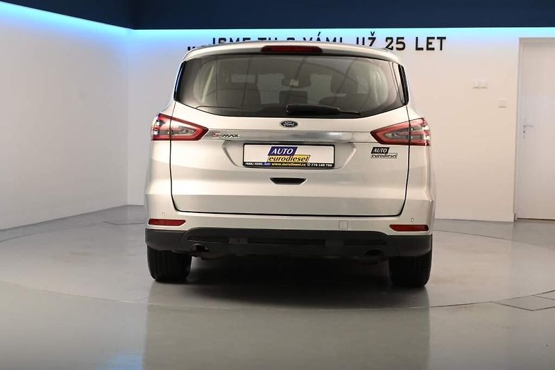 Ford S-MAX (2019) 2.0 TITANIUM 8AT ECOBLUE - fotka 6 z 31