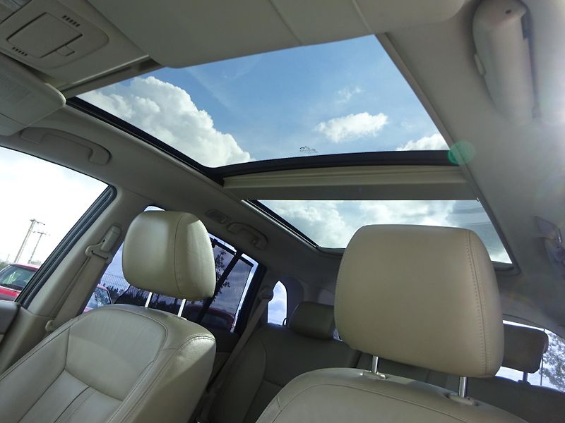 Renault Koleos 2.0dCi 110kW AUTOMAT 4x4 ČR - fotka 27 z 32