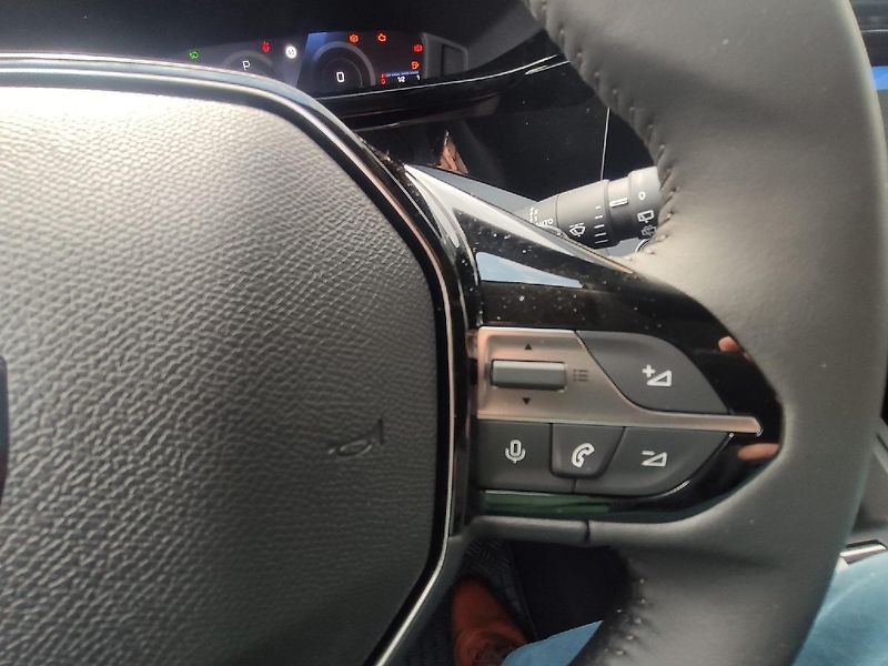 Peugeot 308 (2026) SW ALLURE  1.5 HDI rezervace - fotka 19 z 31