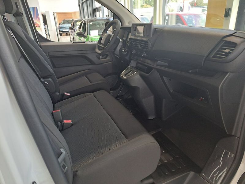 Opel Vivaro COMBI L 2.0 177k AT8 - 9 míst - fotka 6 z 15