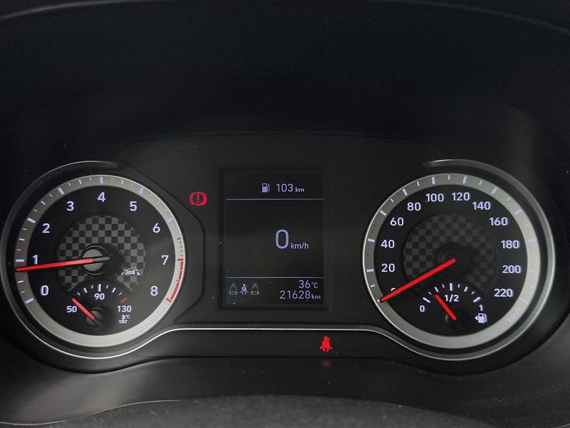 Hyundai i10 (2022) COMFORT GO 1.0 MPi 49kW, ČR, 1 - fotka 16 z 23