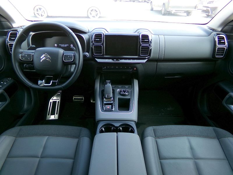 Citroën C5 Aircross SHINE 2.0 BlueHDi 130kW AT8 - fotka 2 z 14