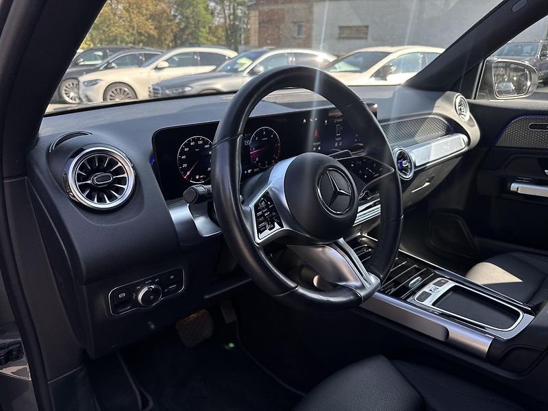Mercedes-Benz GLB 200d 4MATIC - fotka 9 z 17