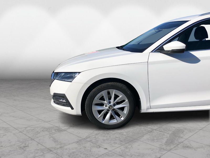 Škoda Octavia Combi 2.0 TDi DSG 7st. STYLE - fotka 10 z 29