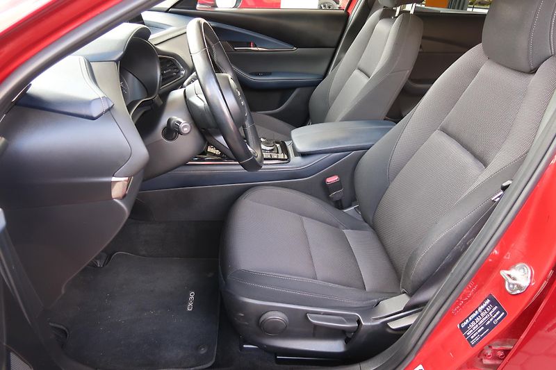 Mazda CX-30 (2019) 2,0 G122 AT Plus ČR, servis. - fotka 15 z 33