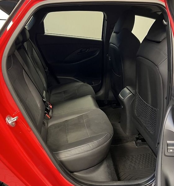 Hyundai i30 2.0 T-GDI 280k N Performance F - fotka 14 z 18