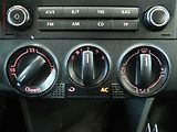 Volkswagen Polo (2008) 1.4MPI, AC - náhled 16