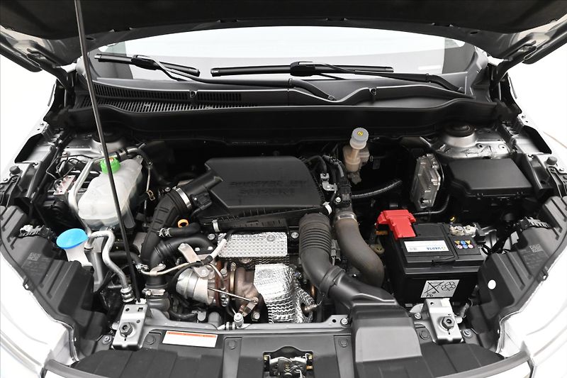 Suzuki Vitara 1,4 HYBRID 95kW Active Záruka - fotka 9 z 29