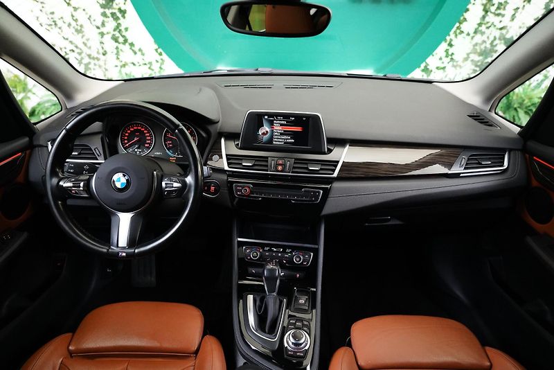 BMW Řada 2 - fotka 5 z 7