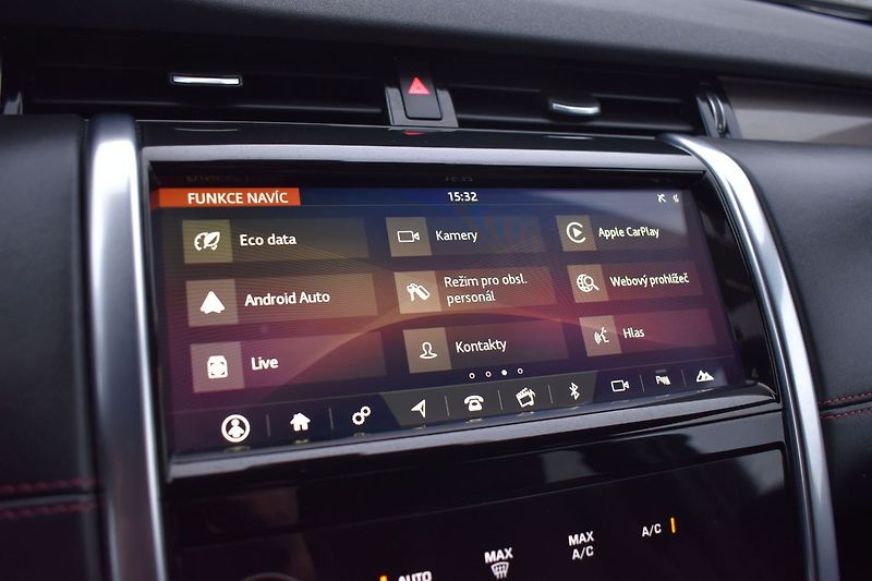 Land Rover Discovery Sport D180 S R-DYNAMIC*4WD*AT*KAMERA - fotka 25 z 35