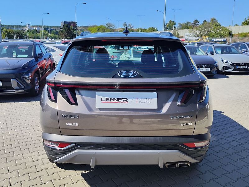Hyundai Tucson 1.6 T-GDI/169kW Smart Navi DCT - fotka 6 z 37