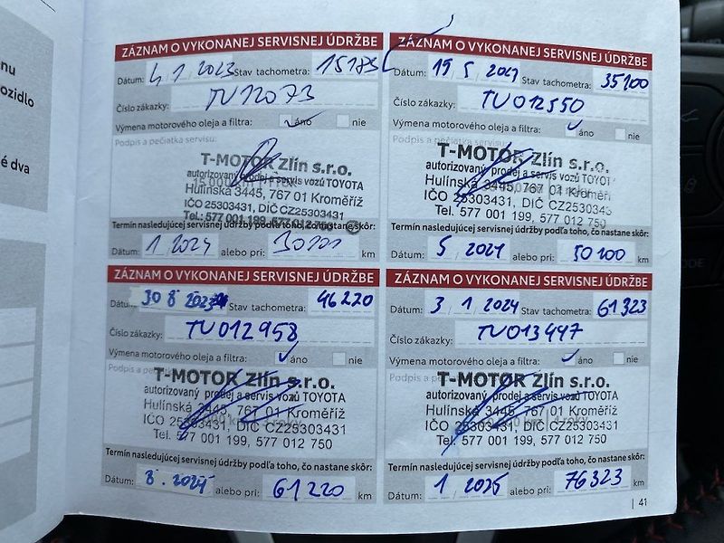 Toyota RAV4 2.5PHEV, ČR-1m, Selection, 4x4 - fotka 10 z 19