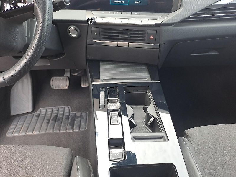 Opel Astra (2025) 1.2 Turbo 96kW GS AUT8 - fotka 10 z 15