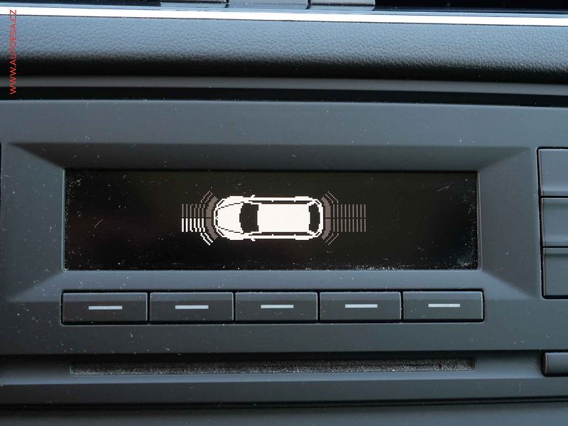 Škoda Octavia (2013) 1.4 TSi, Ambition, panor. - fotka 15 z 16