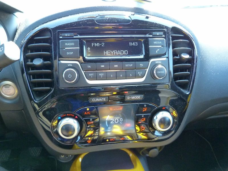 Nissan Juke 1.6 Dig-T 140 kw - fotka 19 z 20