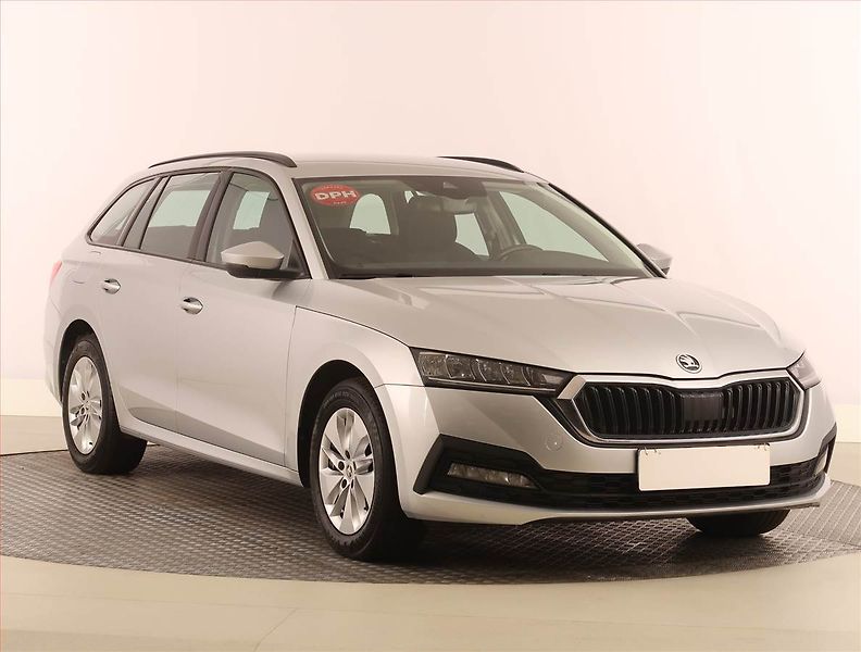 Škoda Octavia (2022) Ambition 2.0 TDI, ČR,1.maj - fotografie inzerátu