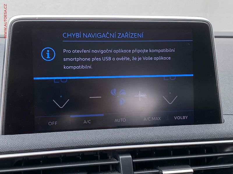 Peugeot 5008 (2018) 1.2 PT, Crossway - fotka 16 z 19