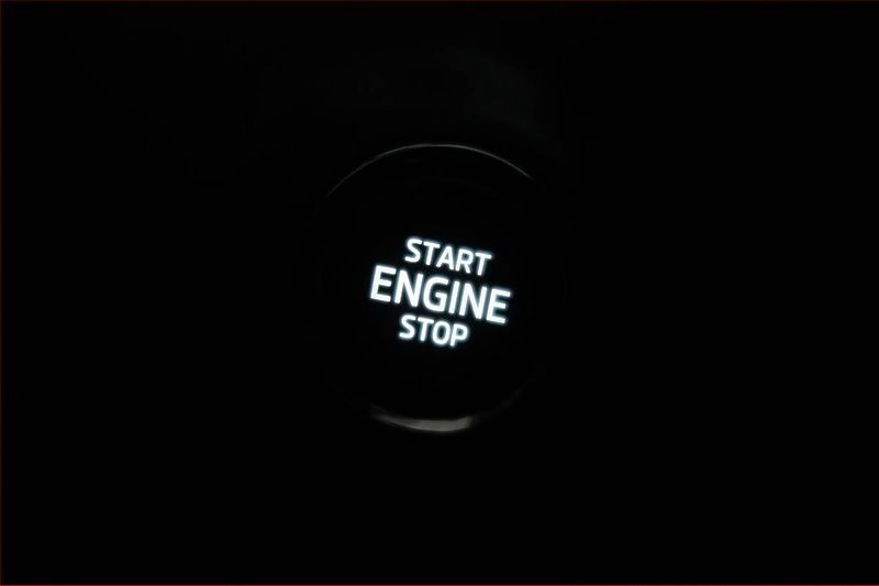 Škoda Enyaq (2021) Lounge iV 80 (82 kWh), SoH 90% - fotka 16 z 22