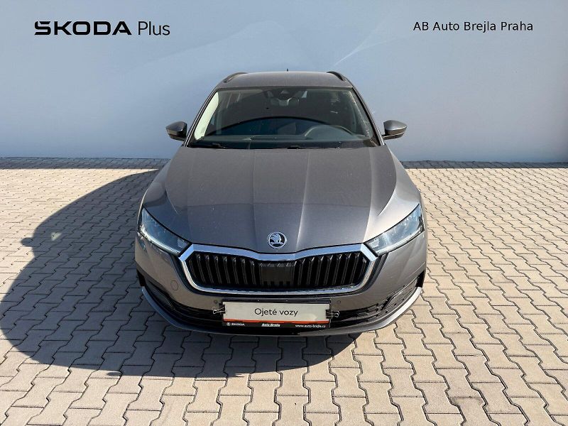 Škoda Octavia (2022) COM AMB TD 85/2.0 M6F - fotka 4 z 23