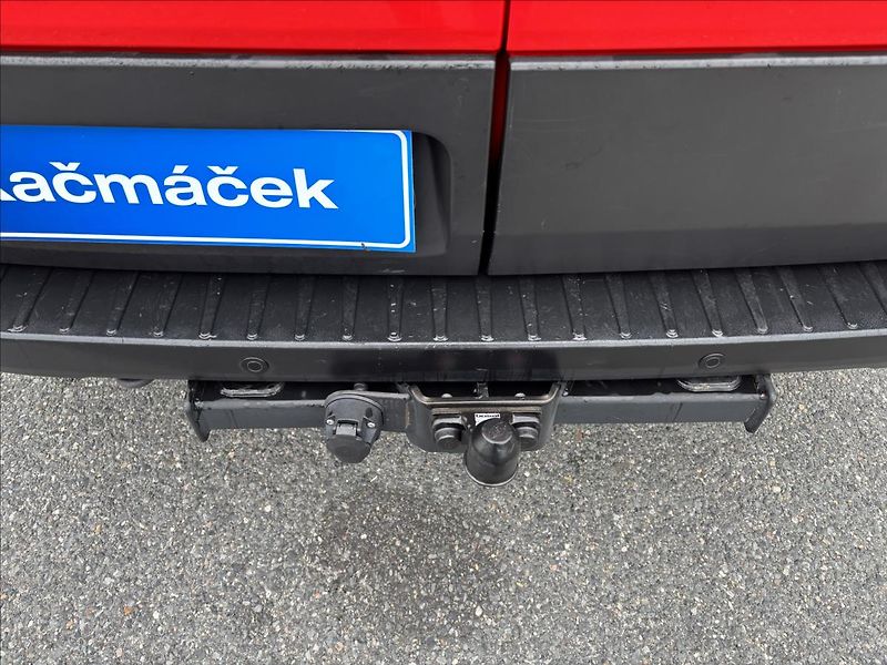 Ford Transit 2,0 EcoBlue Mhev 96kW K.Van L3 - fotka 14 z 36